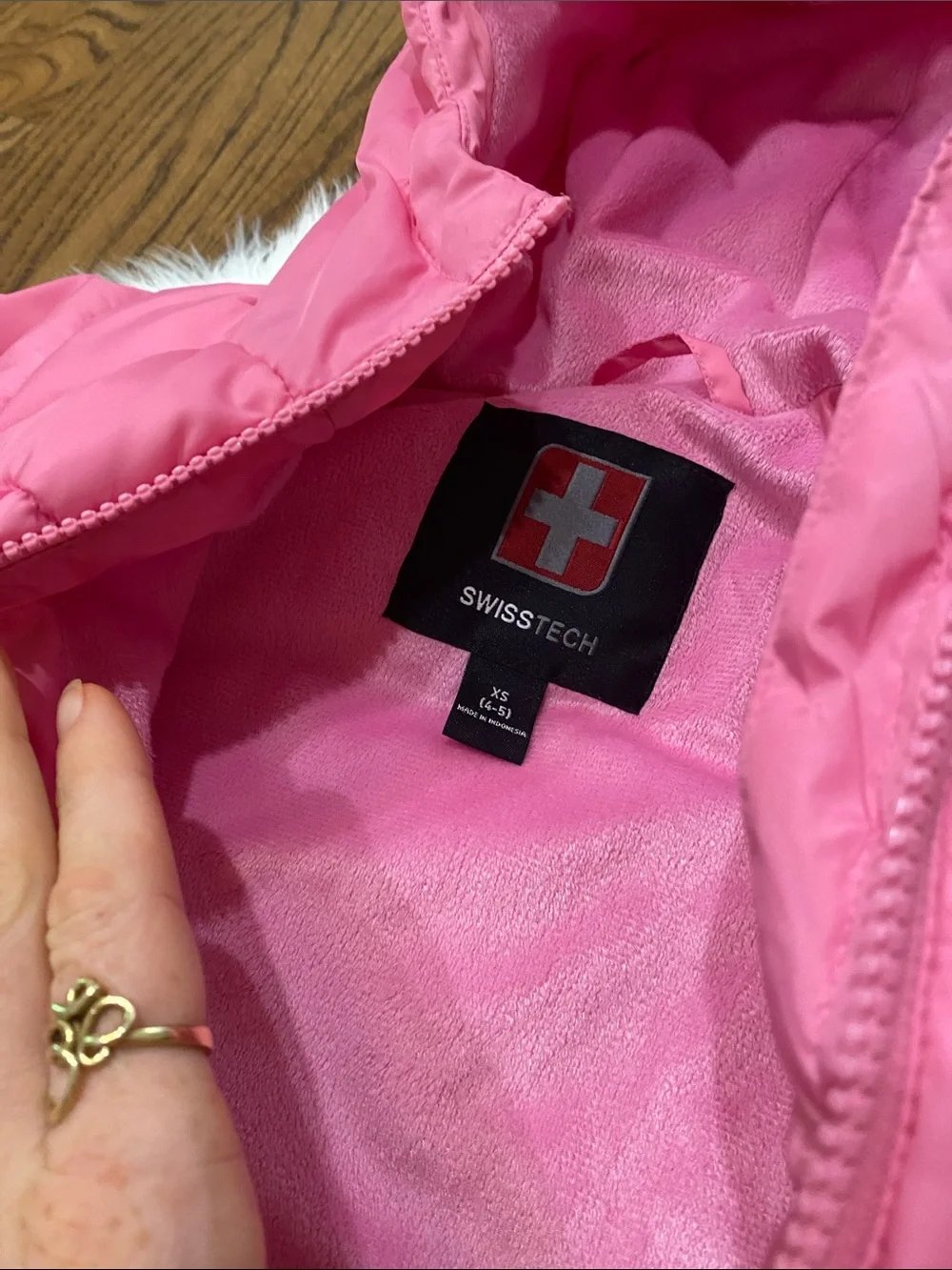 Kids 4/5 Swisstech Hooded Pink Puffer Jacket - Lightweight Warm Insulation